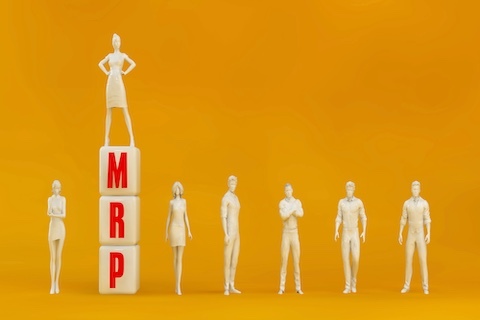 明确和应用MRP/MPS系统开发：提高生产效率的要害