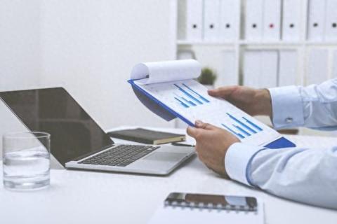 为什么要强化企业定制CMS条约治理系统