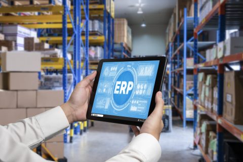 中小型工厂ERP系统更倾向制品照旧定制